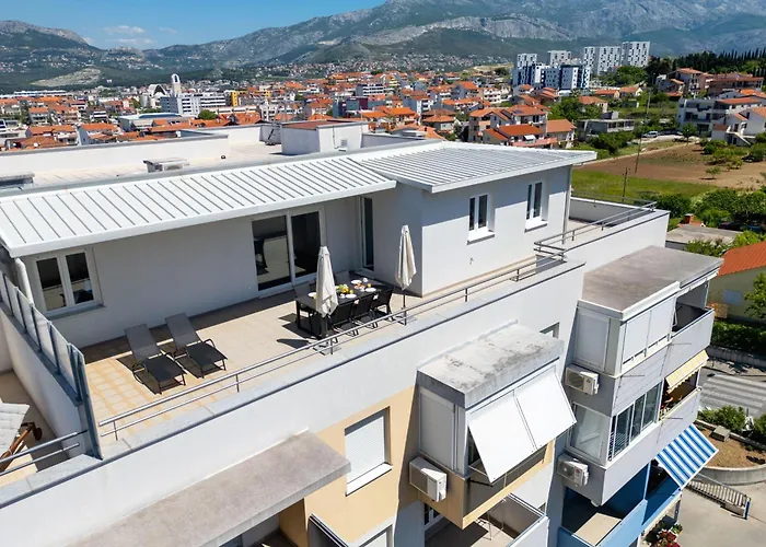 Rose Penthouse