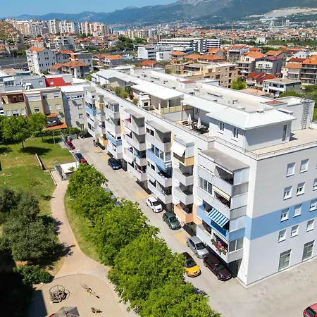 Rose Penthouse アパート スプリト